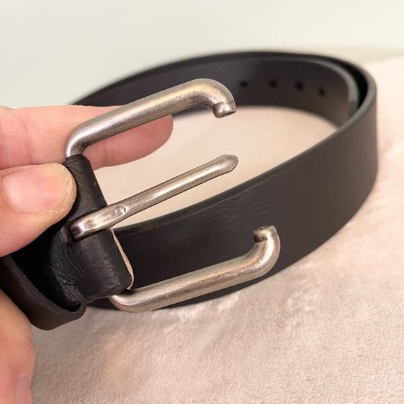 DENIZEN From Levi's Men's Black Synthetic Leather Buckle Belt Size XL 40-44 - Picture 8 of 8